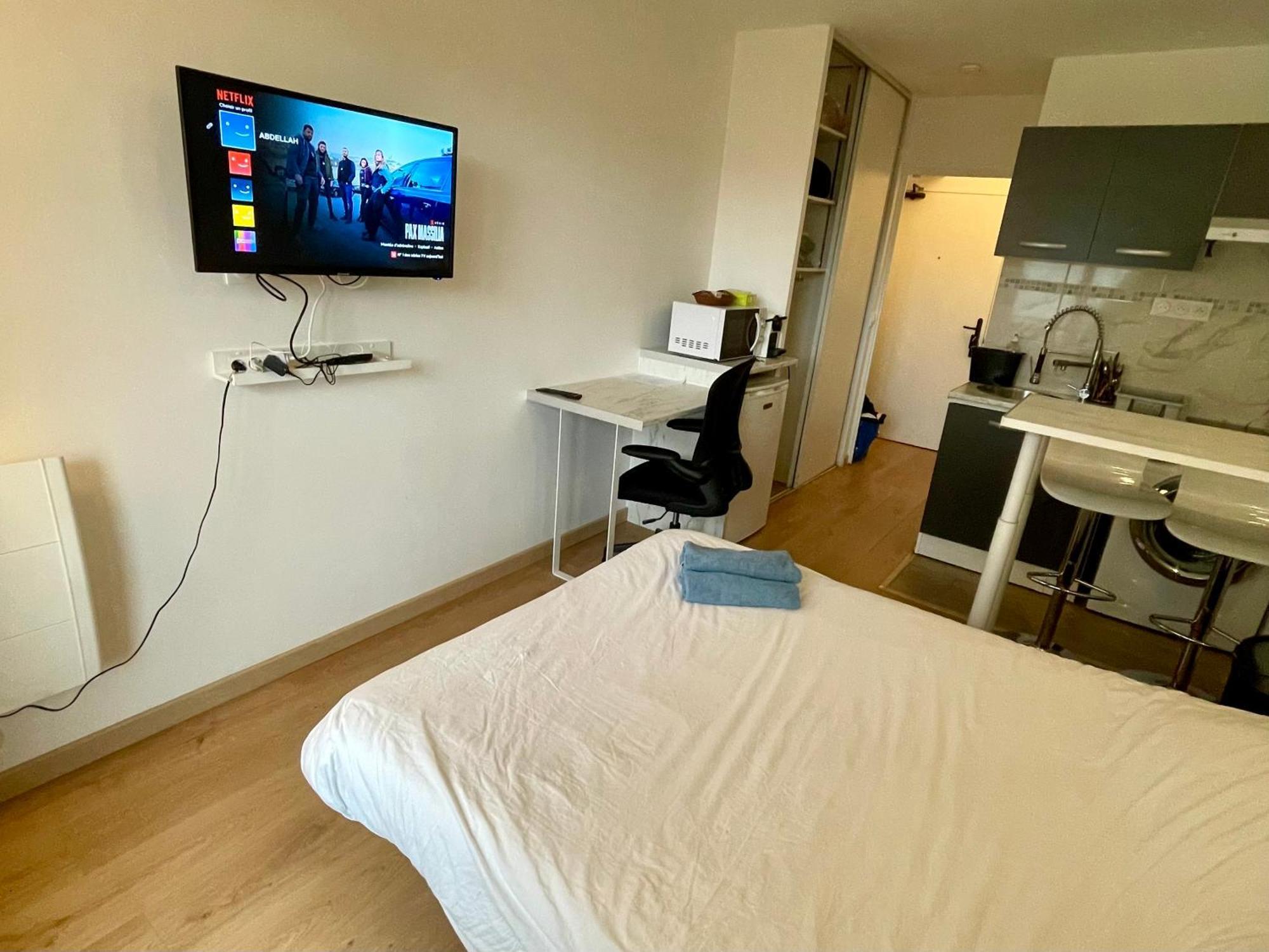 Exclusive Private Apartment By Warilco - Pleyel 25 M2 - A 1 Minute De La Station Metro Carrefour Pleyel Saint-Denis  Zewnętrze zdjęcie